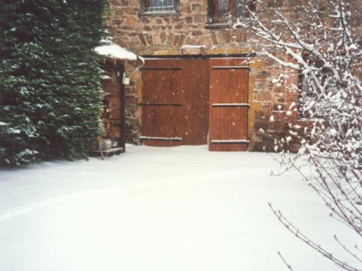 Gite Charmant Avec Jardin Privatif, Proche Sites Historiques Et Activites De Plein Air - Fr-1-496-183 Cuinzier Экстерьер фото
