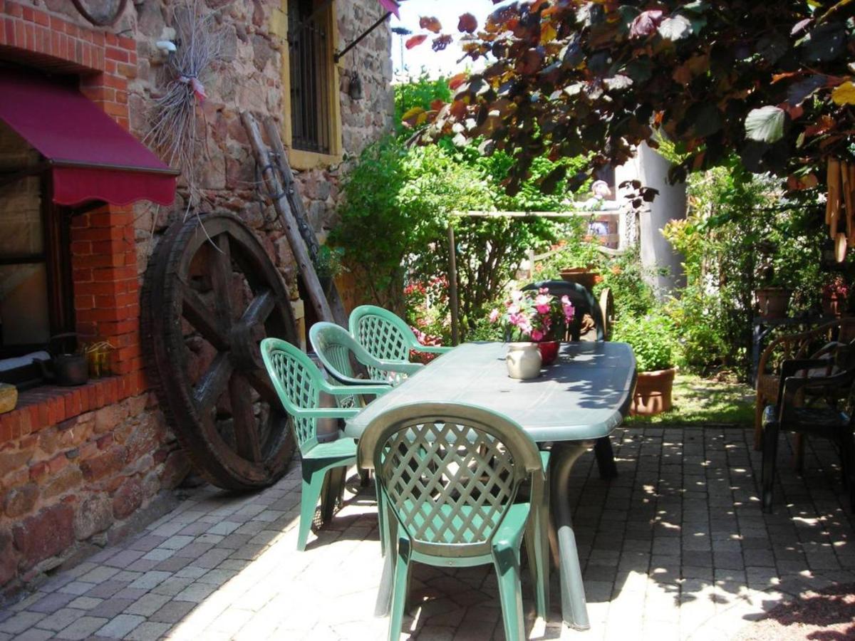 Gite Charmant Avec Jardin Privatif, Proche Sites Historiques Et Activites De Plein Air - Fr-1-496-183 Cuinzier Экстерьер фото